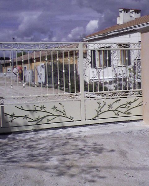 portail décoration branche d'olivier Les Pennes Mirabeau