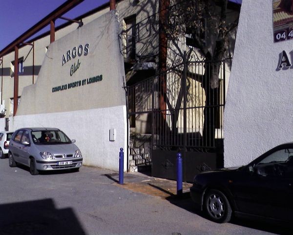 Portail pour complexe sportif à Vitrolles
